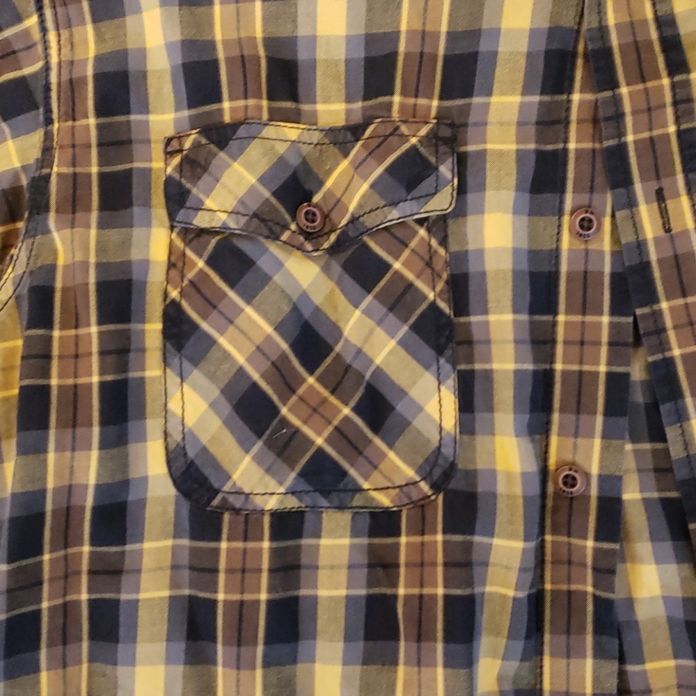 Mens button down - Picture 3 of 4